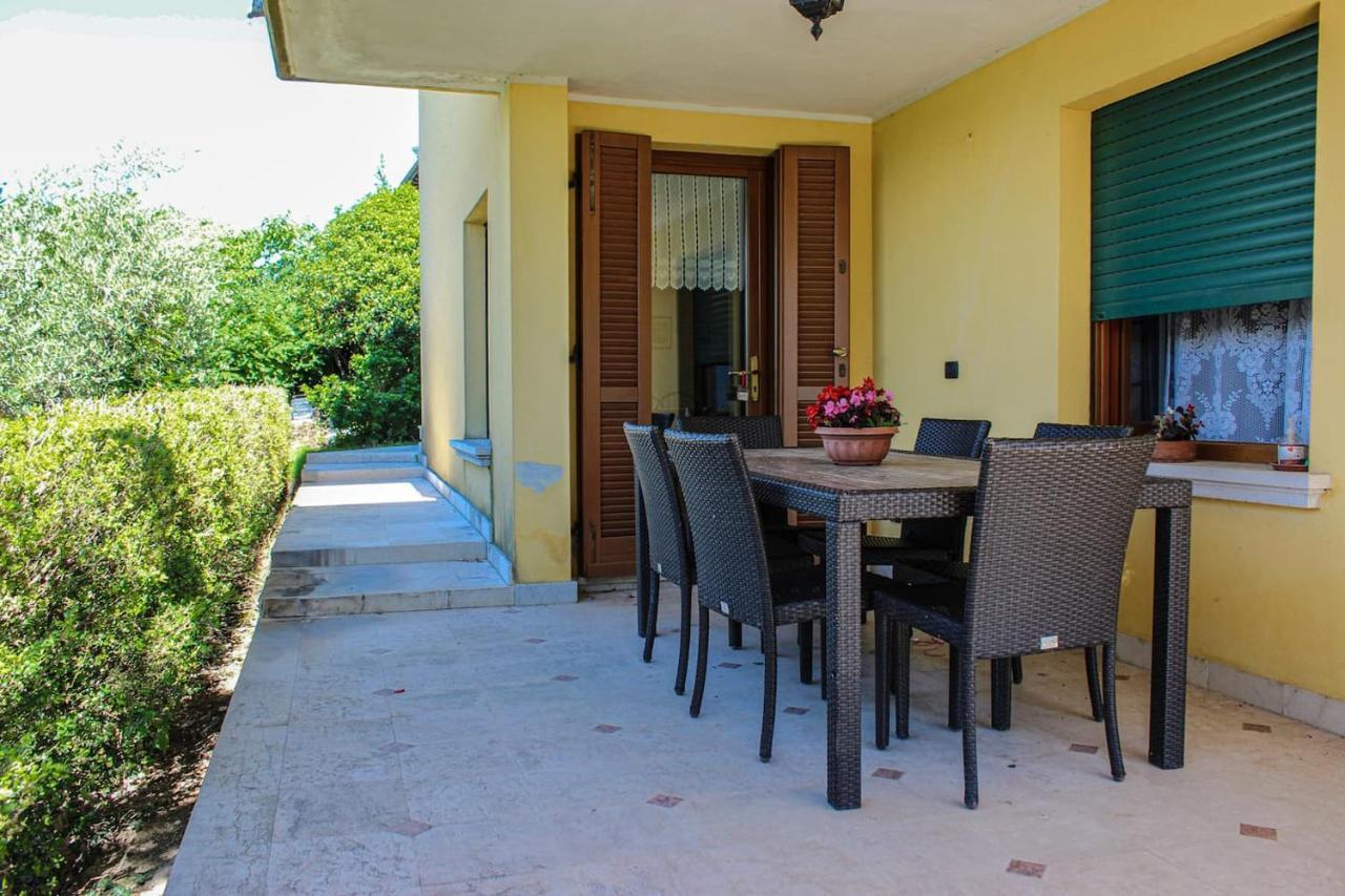Villa Elena Appartamento In Villa Montinelle Exterior photo